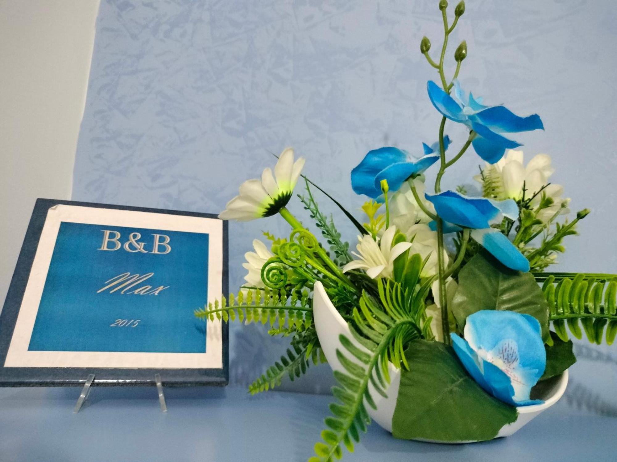 B&B Max Messina Buitenkant foto